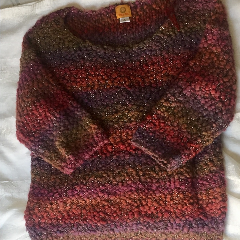 Women’s sweater size large